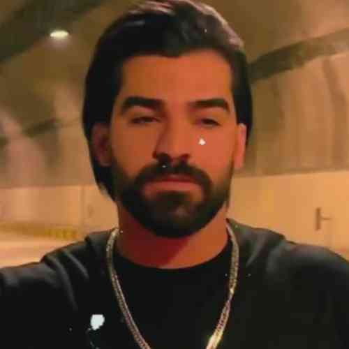 آهنگ برای تاجر غم شادی معنا نداره