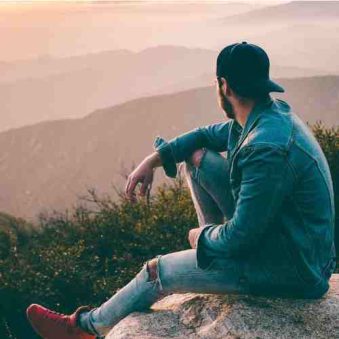 دانلود آهنگ ترکی با من از عشقت حرف نزن نزن